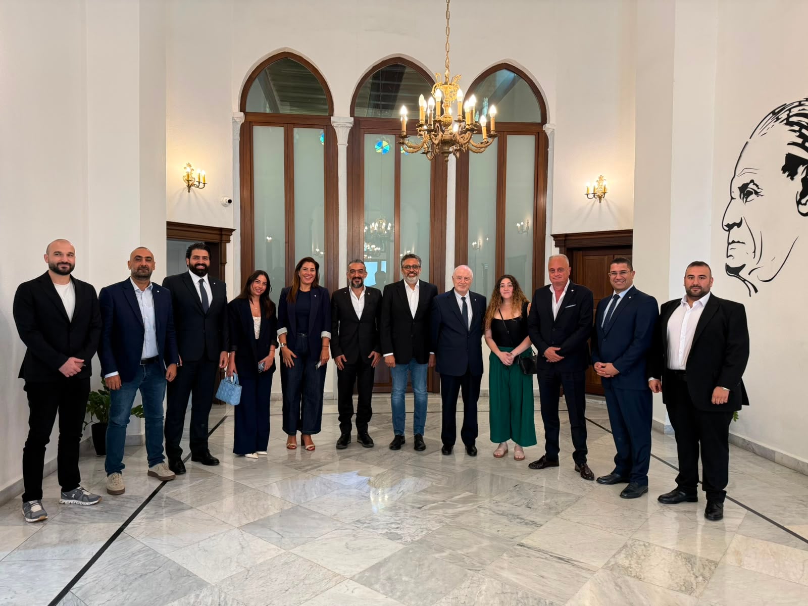 وفد من حزب  "تقدم" يزور الصيفي